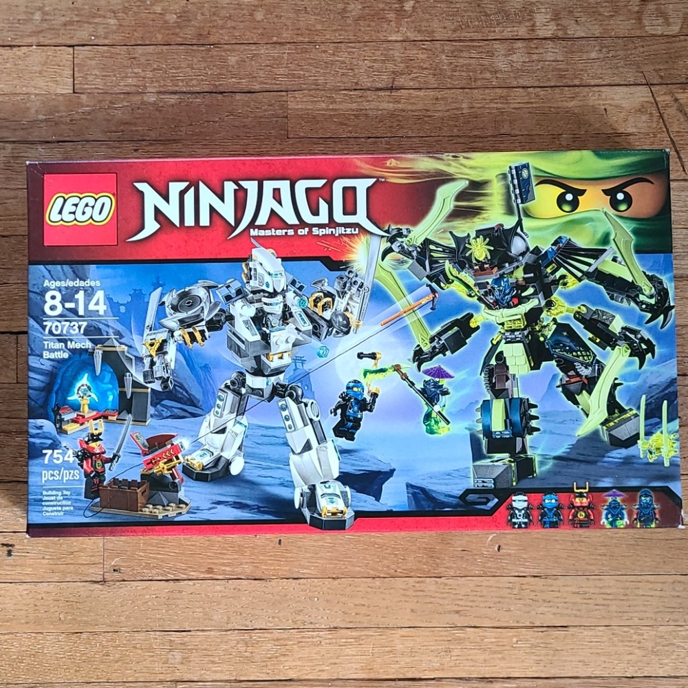 NWT Lego Ninjago Titan Mech Battle